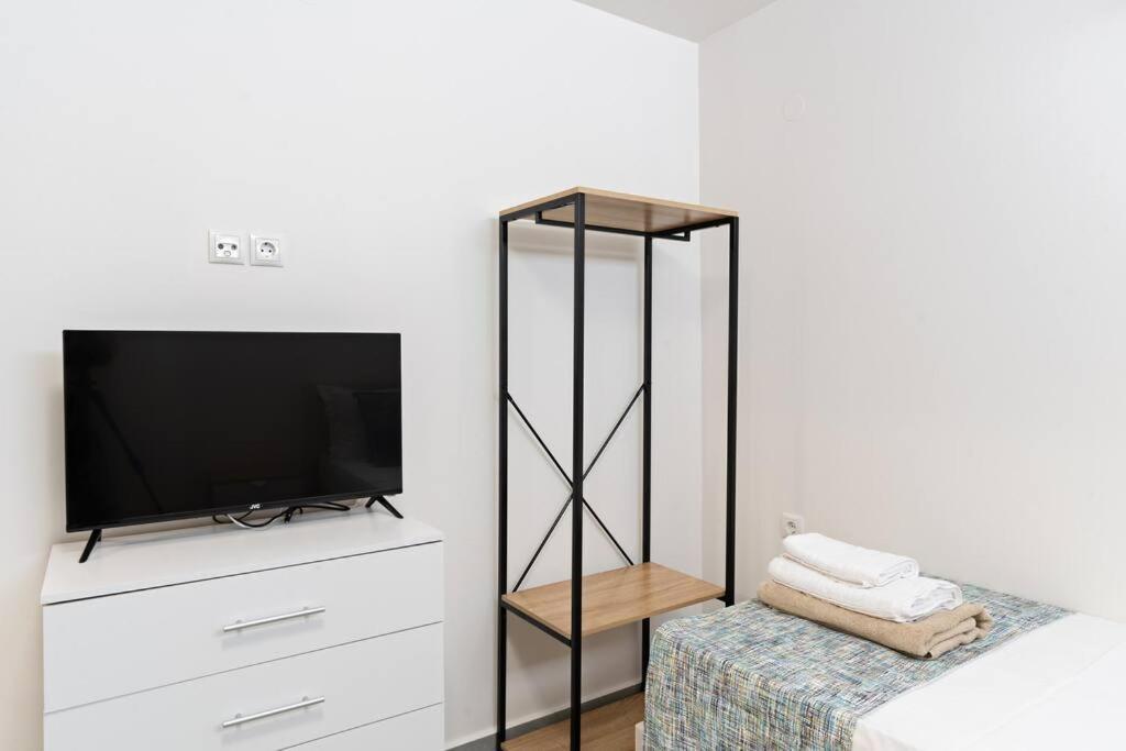 Sofia Suite, A Seafront Hideaway ! Pánormos Extérieur photo